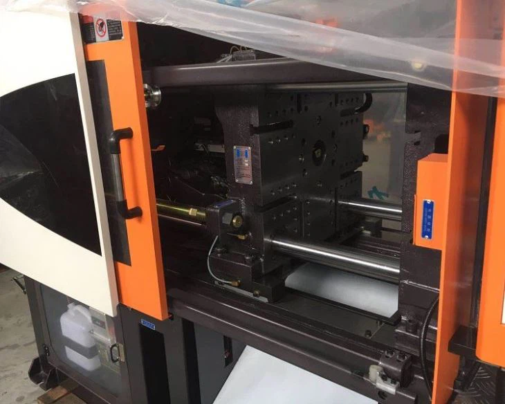 PET plastics injection molding machine2(001)